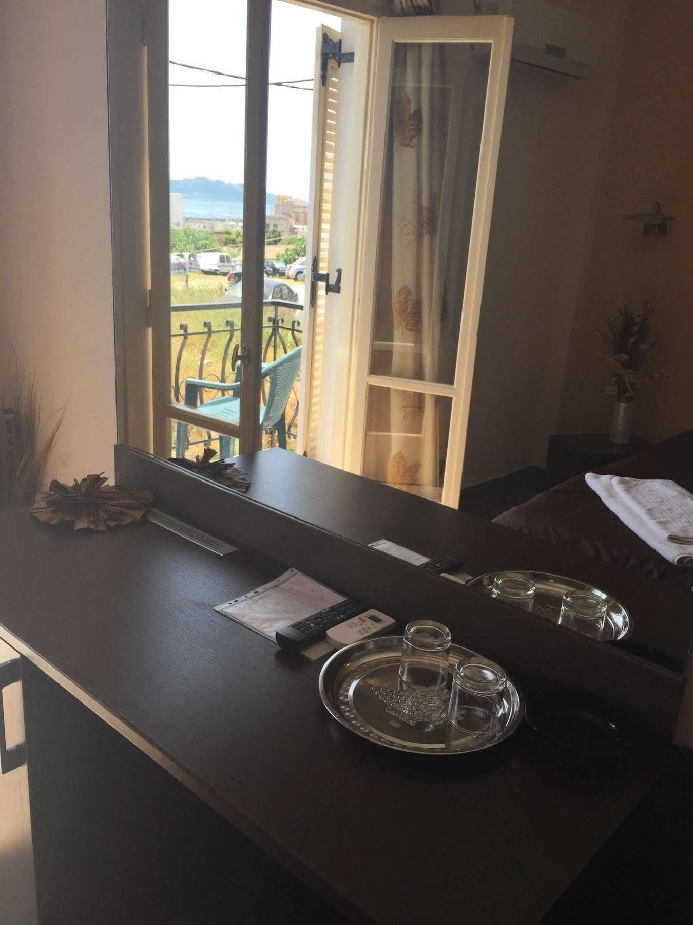 فندق Aeginaفي  Ulrika المظهر الخارجي الصورة